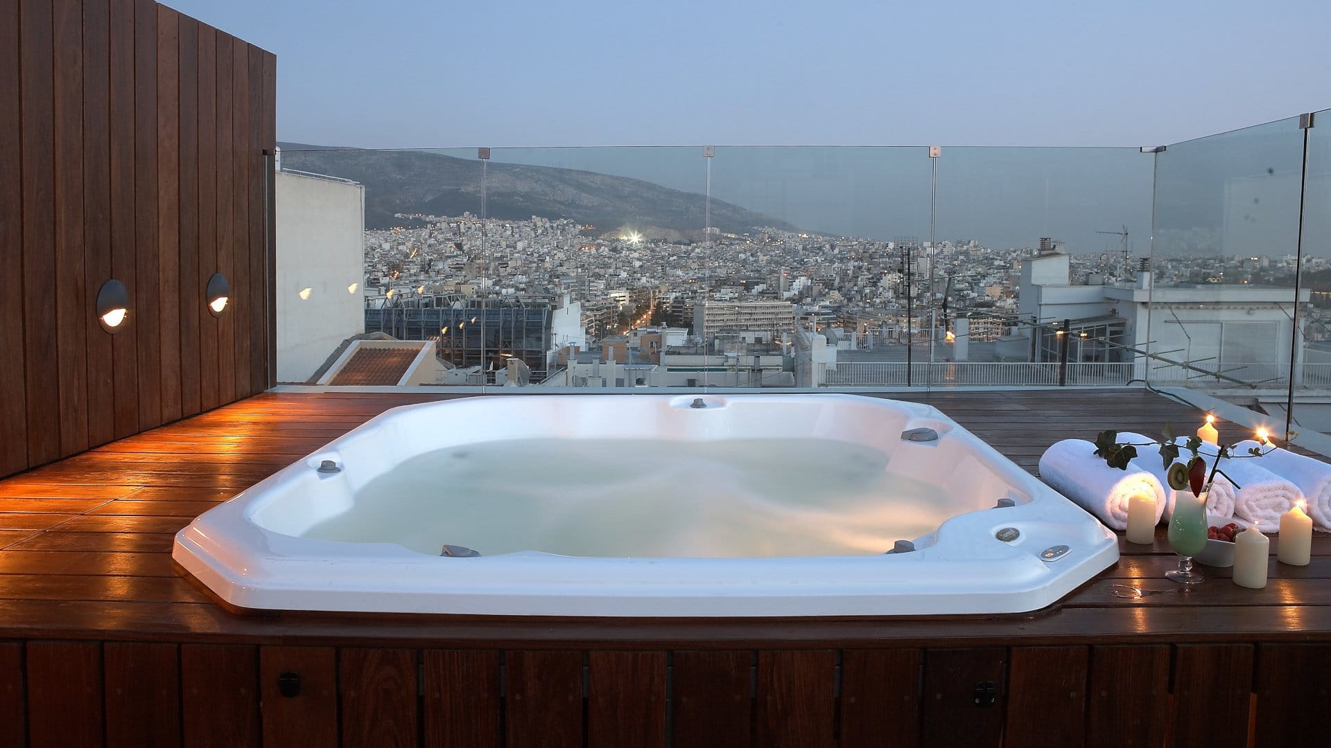 Periscope - A Luxury Business Hotel in Athens