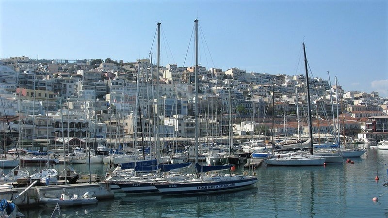 Staying in Piraeus Port