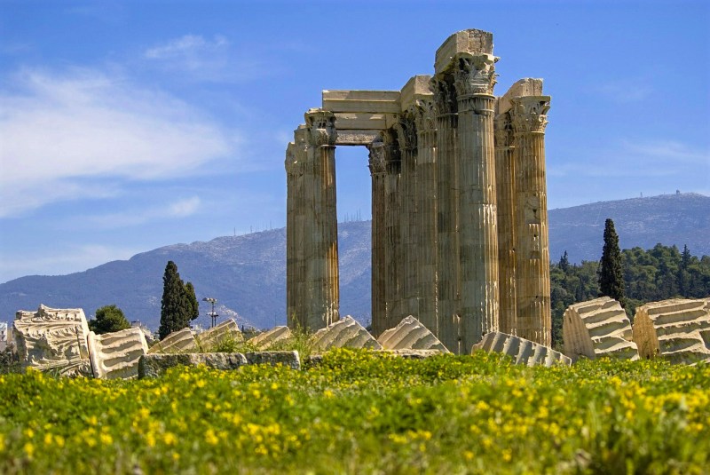fallen columns in Olympieion