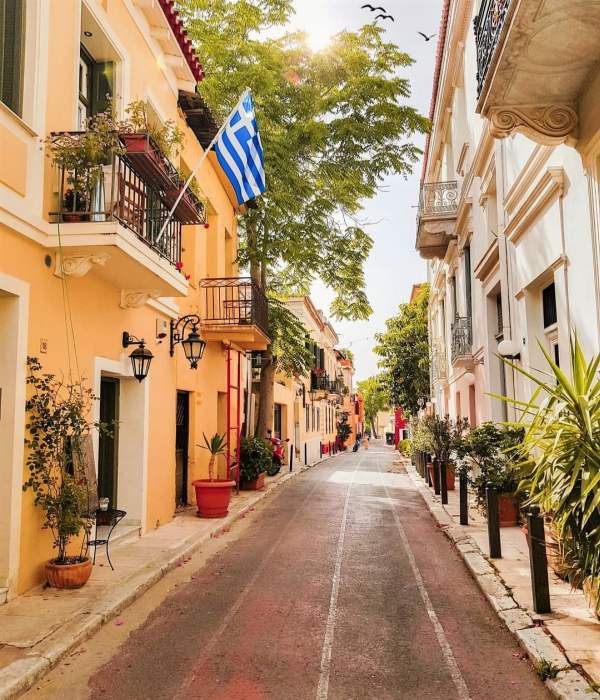 street in Plaka athens