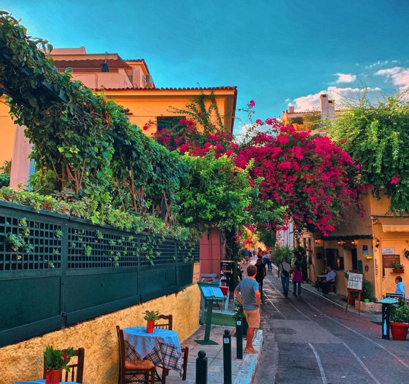 Plaka-district-in-athens