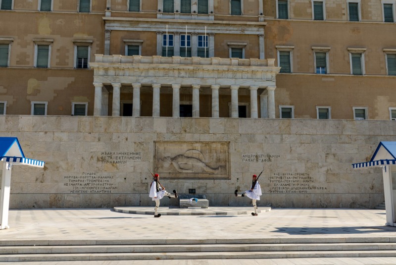two days in athens changing of guards syntagma