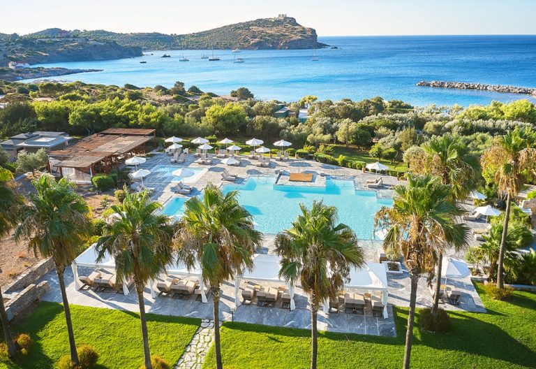 where to stay in the athens riviera